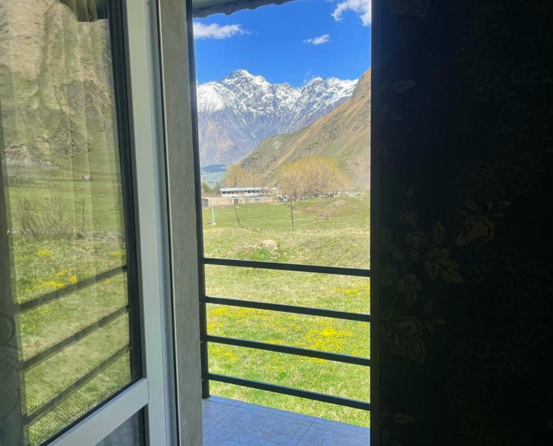 Cozy Hotel Kazbegi Luaran gambar
